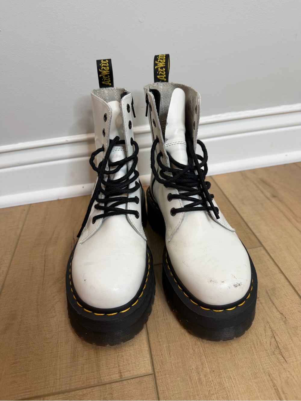 Dr. Martens Jadon White Smooth Leather Platform Boots Women’s 7 UK 5 EU 38
